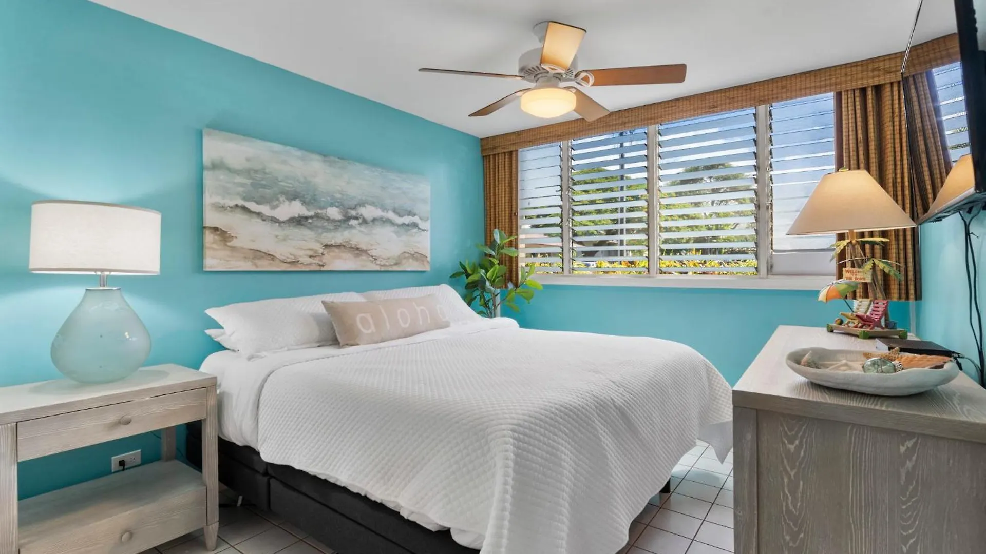 Modern Oceanfront Beach Hale Kai 1Bed Kahana 0*,  United States